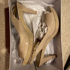 Nine West sling back heel
